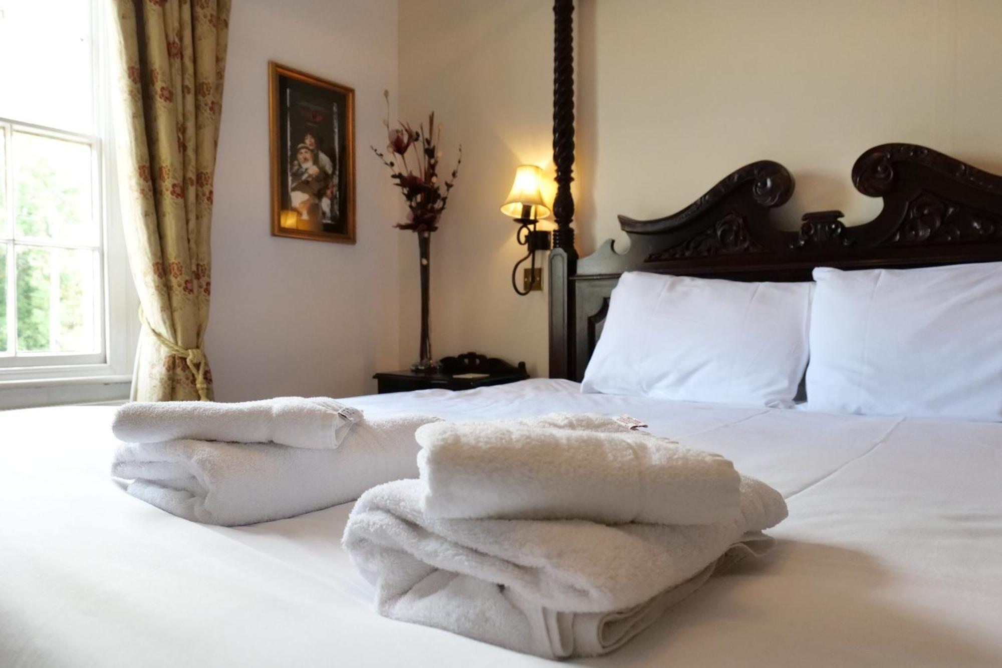 The Mary Arden Inn Stratford-upon-Avon Exterior photo