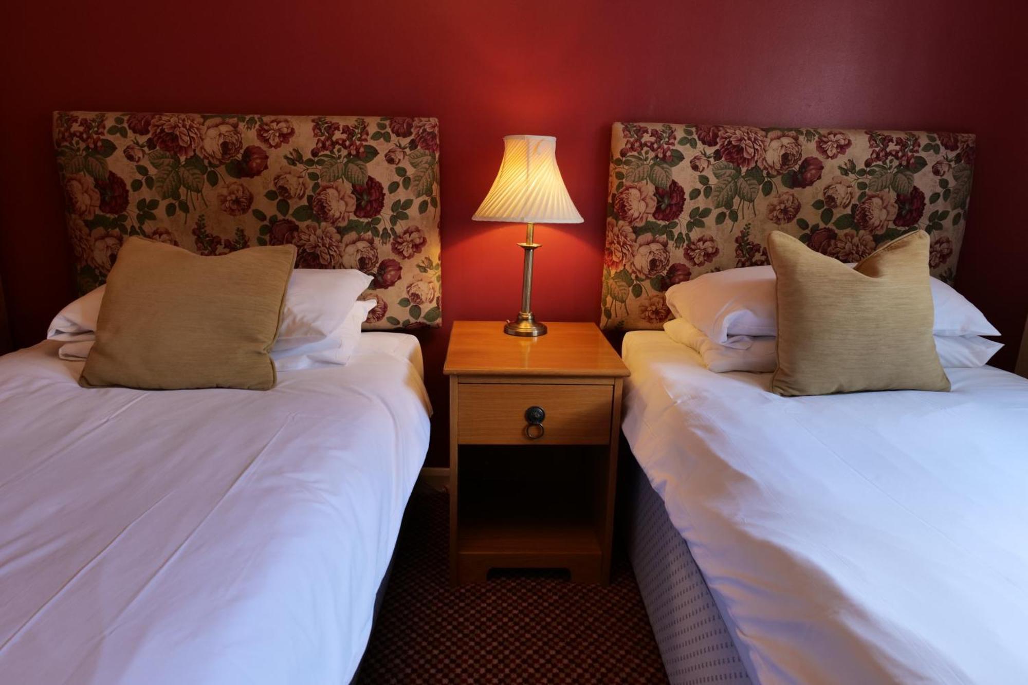 The Mary Arden Inn Stratford-upon-Avon Exterior photo